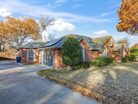 808 Shady Glen Court Fort Worth TX 76120