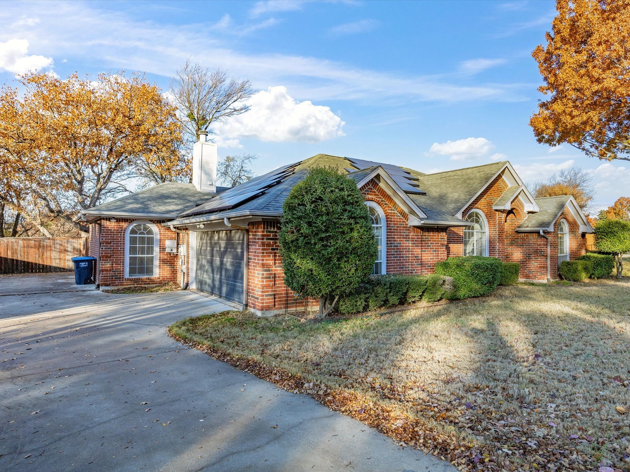 808 Shady Glen Court Fort Worth TX 76120