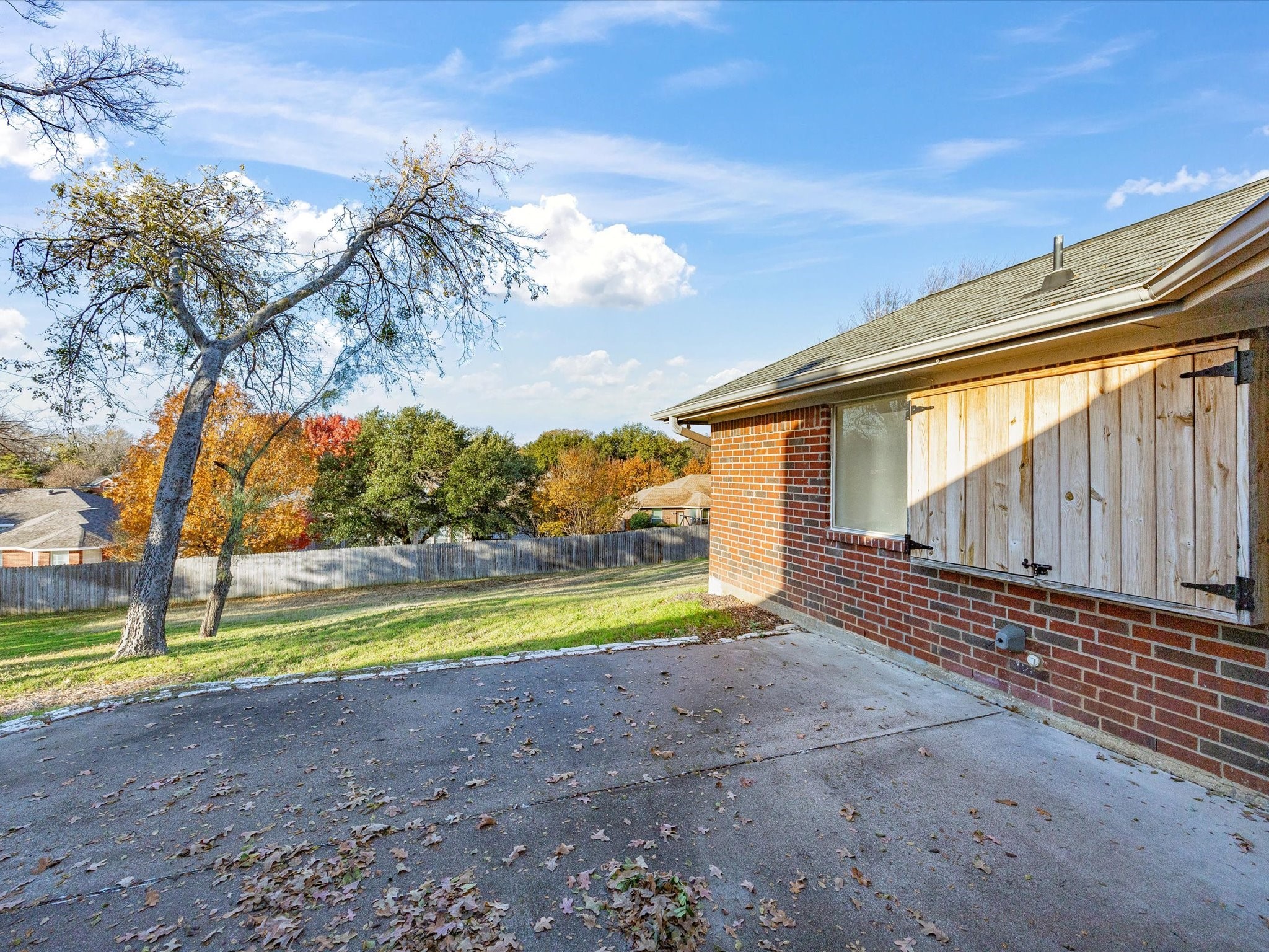808 Shady Glen Court Fort Worth TX 76120