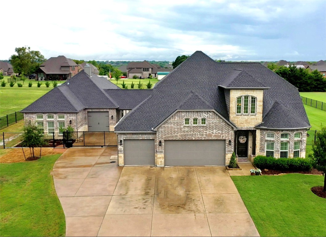 7900 Meadow Glen Drive Mckinney TX 75071