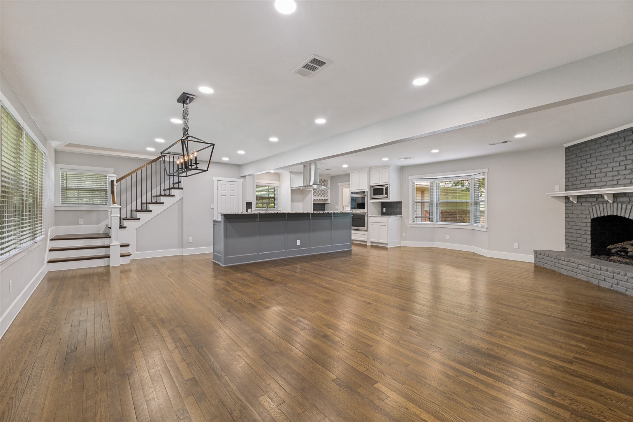 11730 Cimarec Street Dallas TX 75218