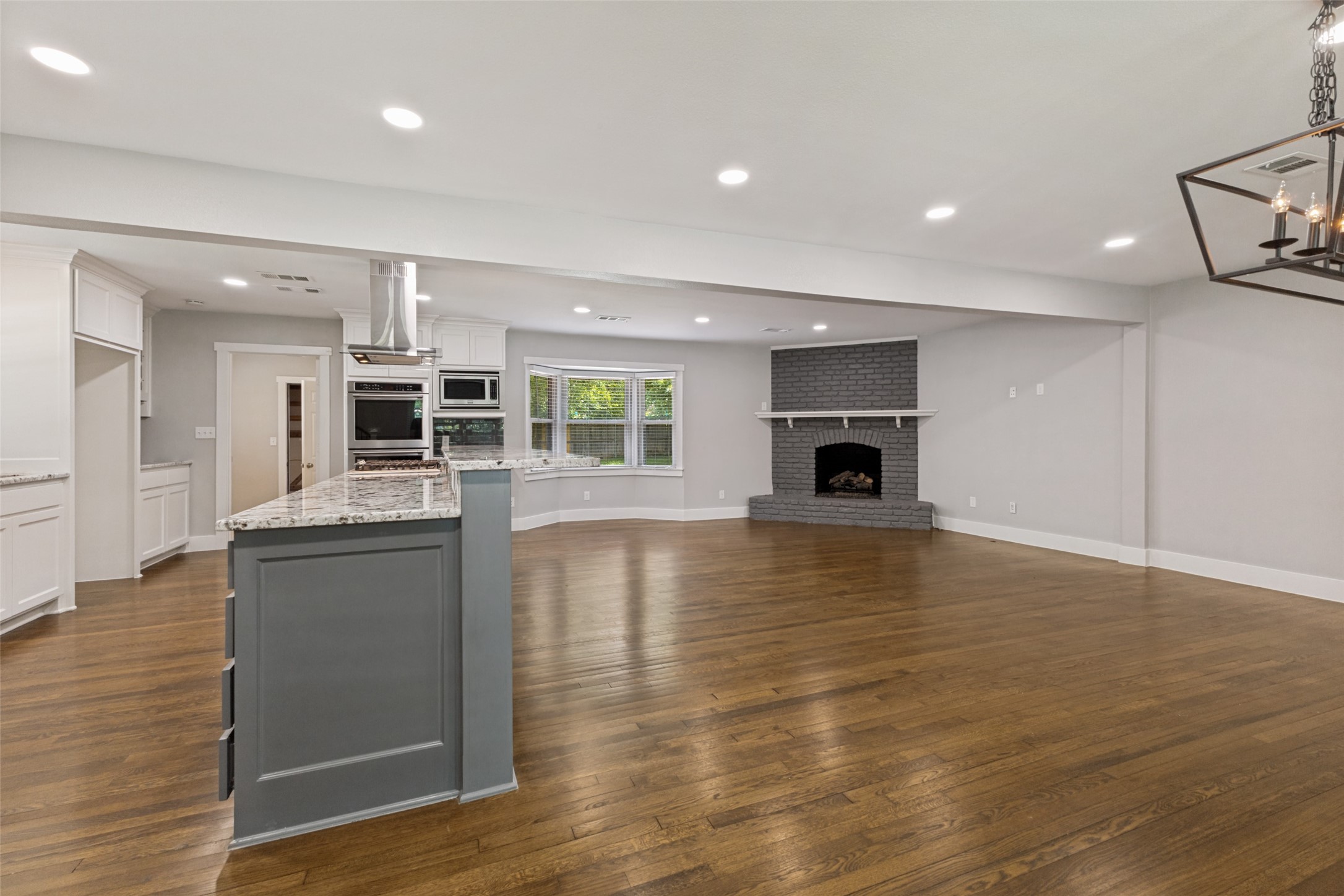 11730 Cimarec Street Dallas TX 75218