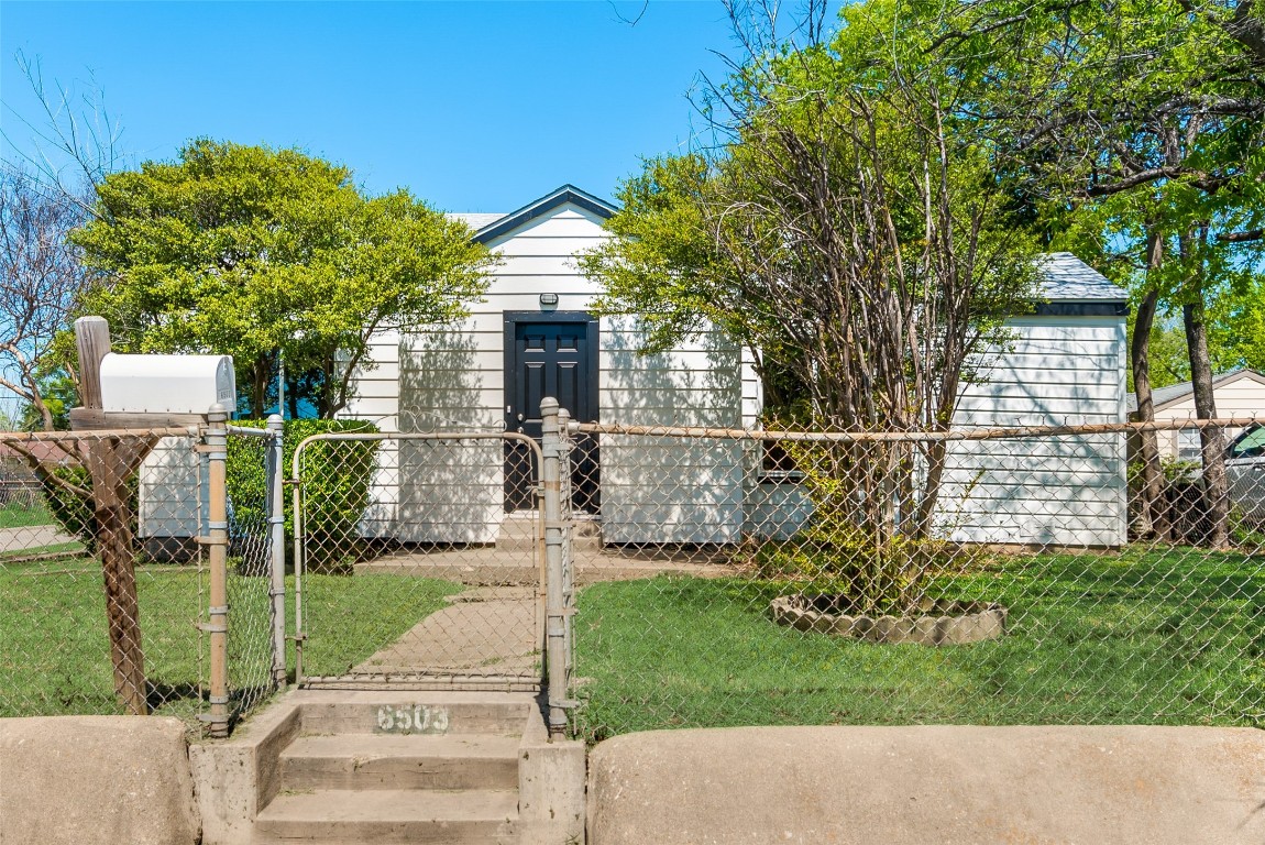 6503 Day Street Dallas TX 75227
