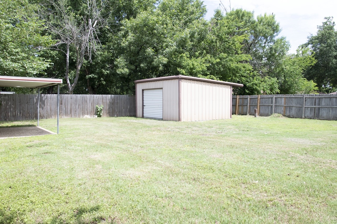 1008 Fairway Lane Mexia TX 76667