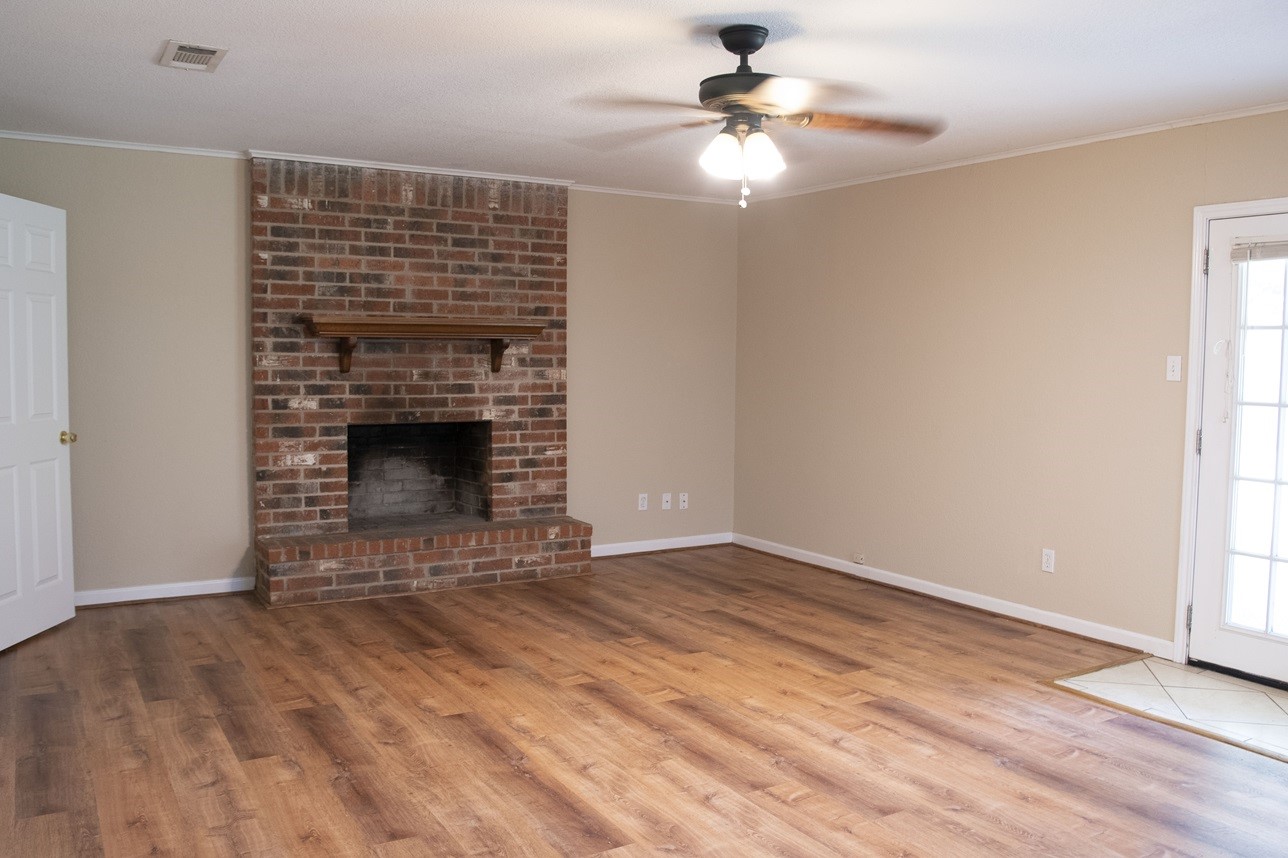 1008 Fairway Lane Mexia TX 76667