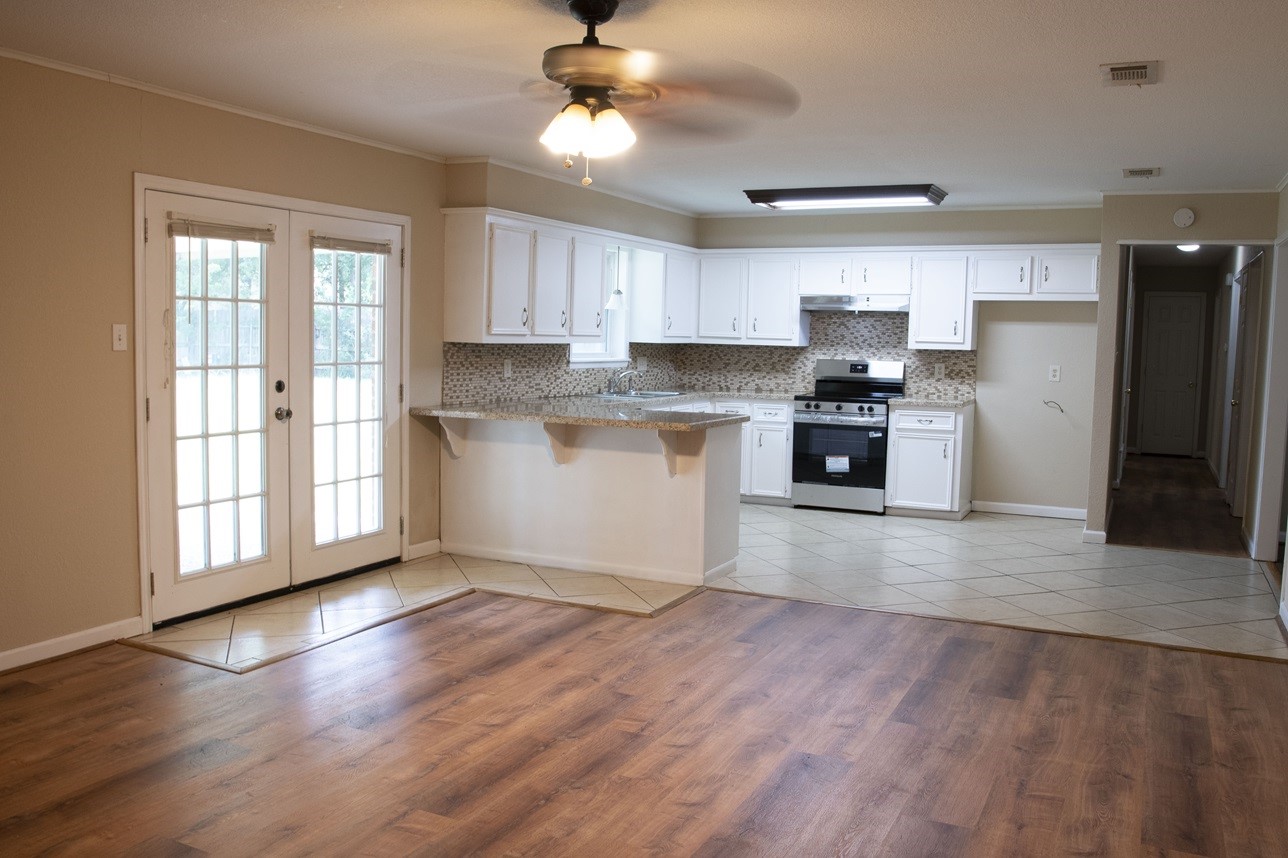 1008 Fairway Lane Mexia TX 76667