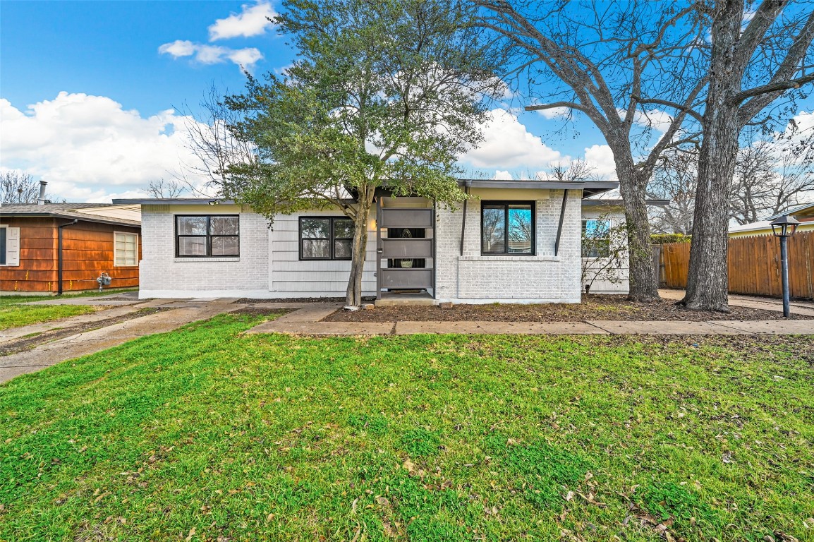 1307 Randolph Street Arlington TX 76010