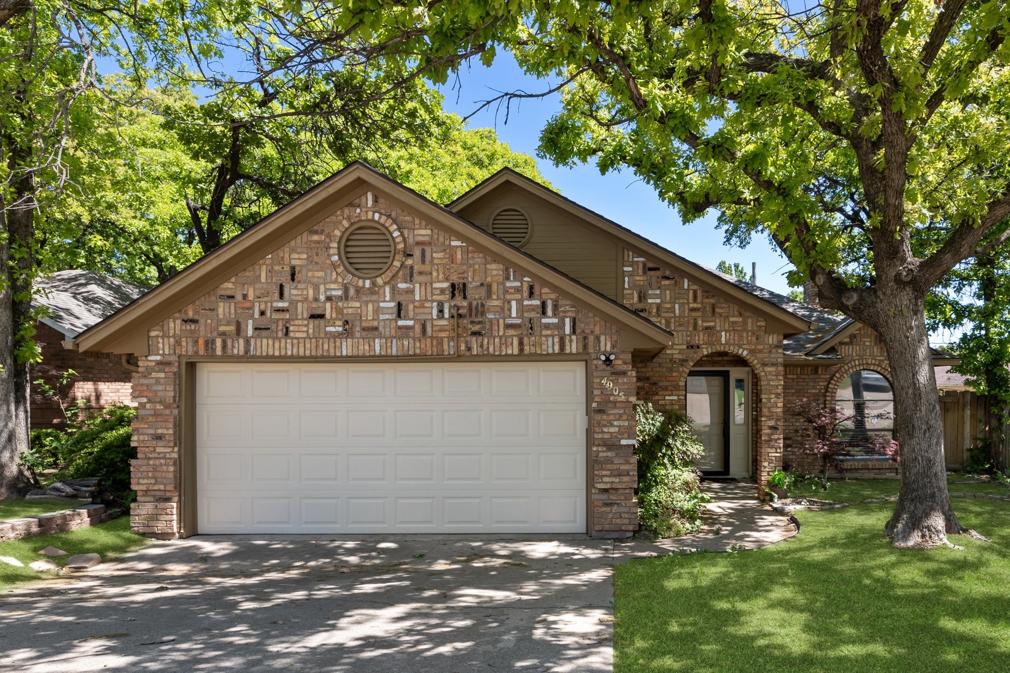 4905 Arborgate Drive Arlington TX 76017
