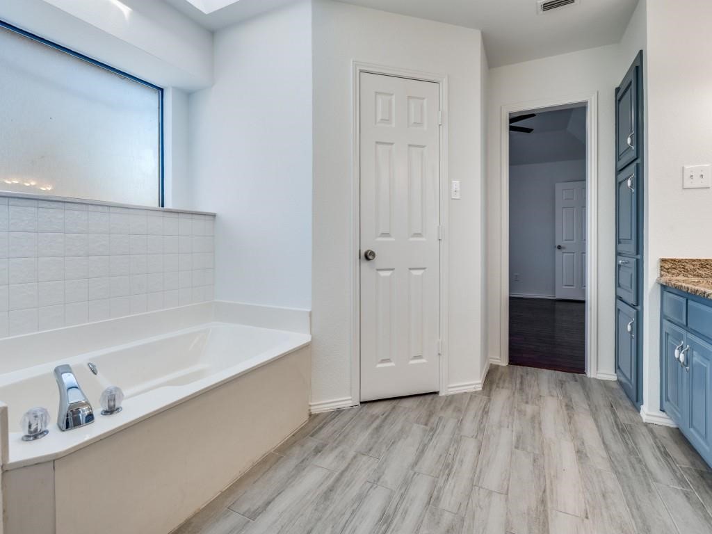 4905 Arborgate Drive Arlington TX 76017
