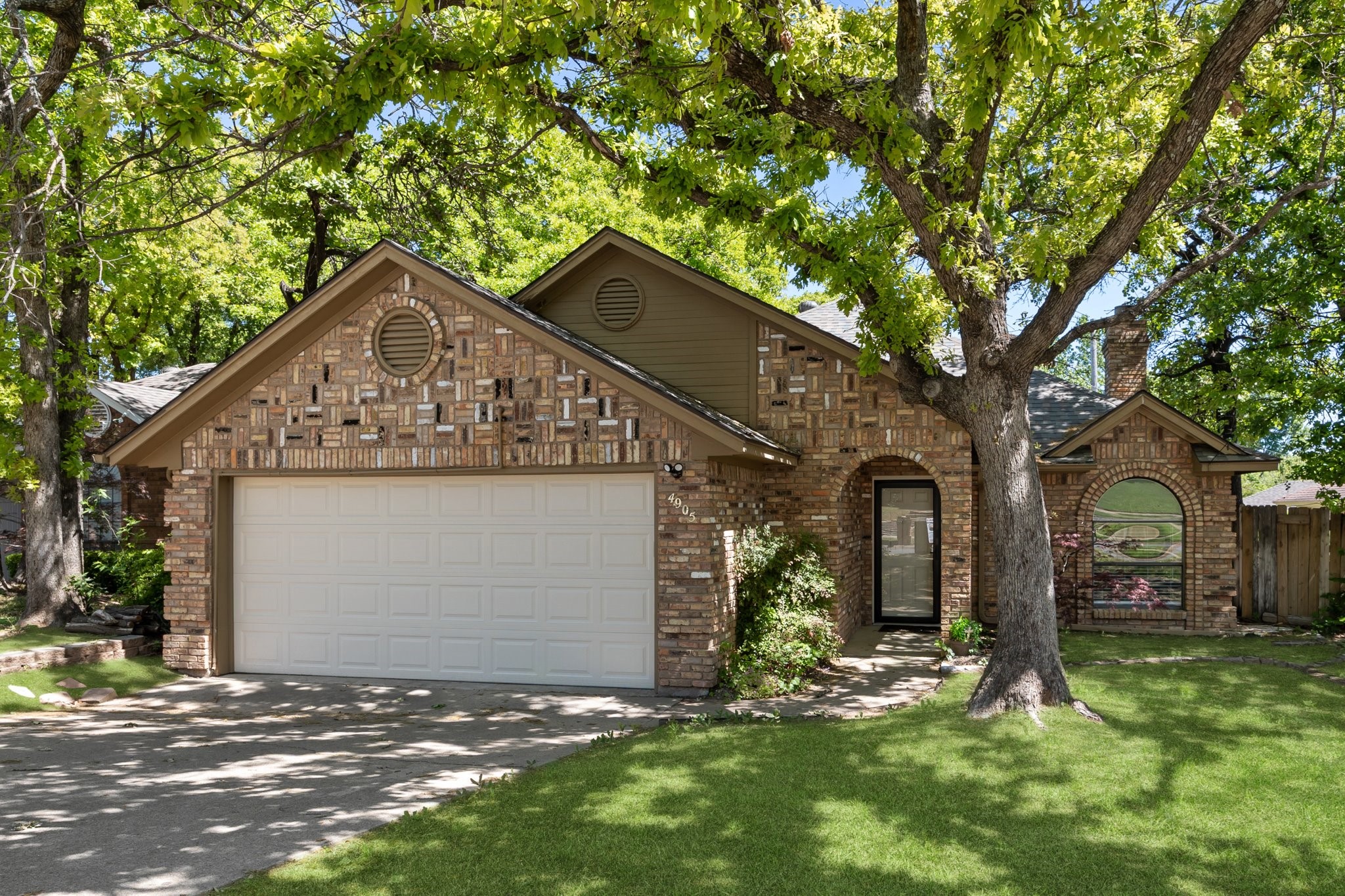 4905 Arborgate Drive Arlington TX 76017