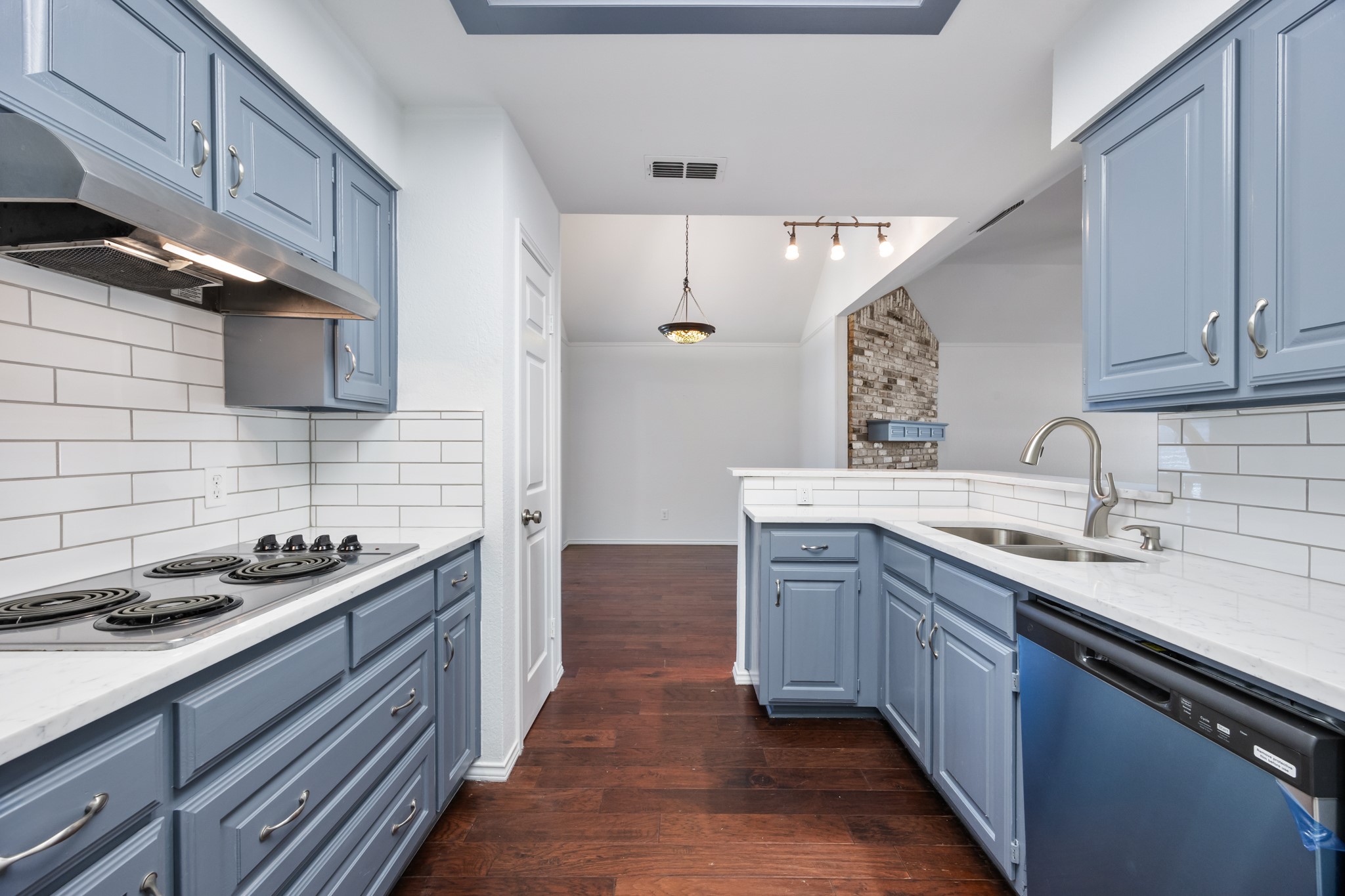 4905 Arborgate Drive Arlington TX 76017