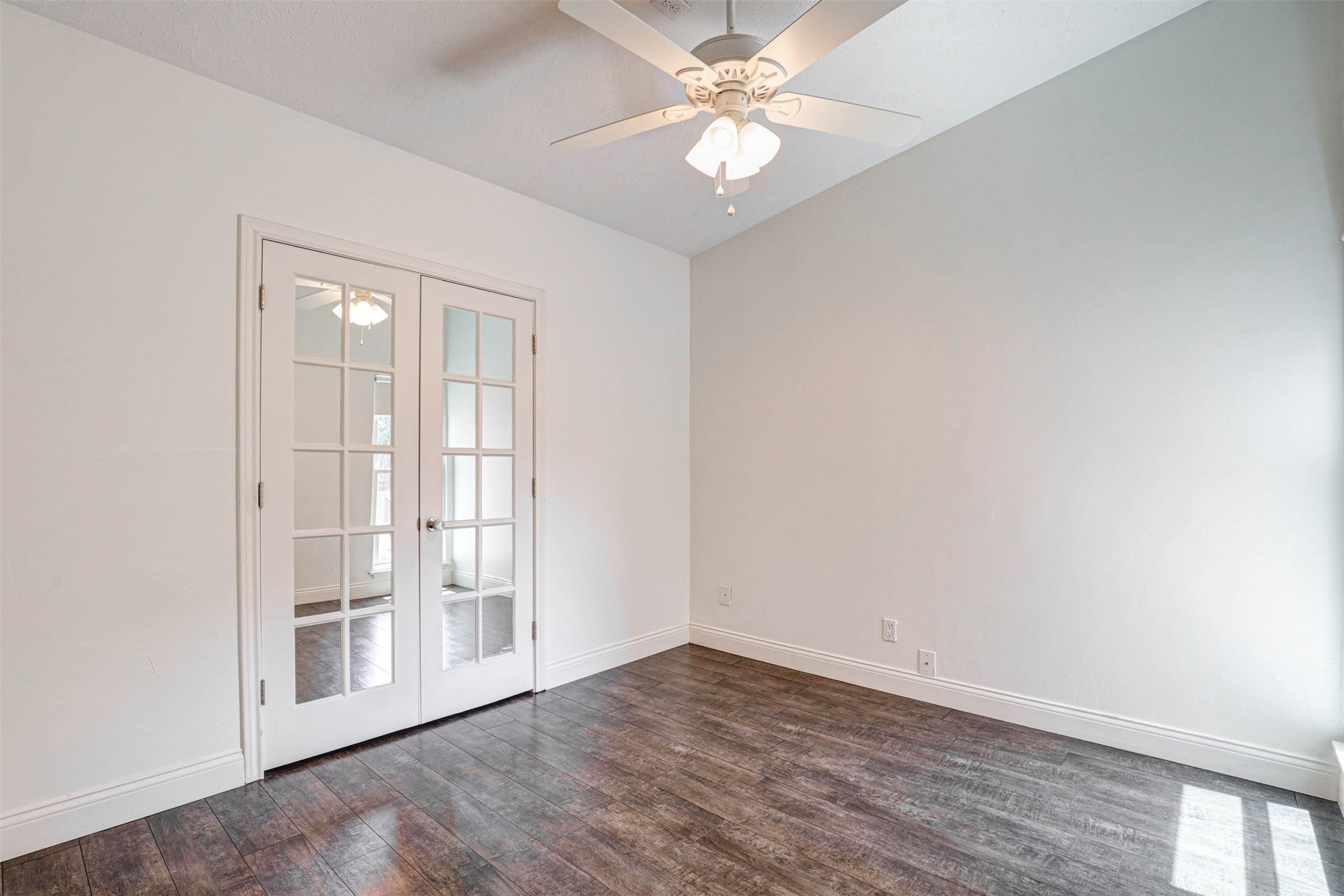 500 Moss Hill Lane Euless TX 76039