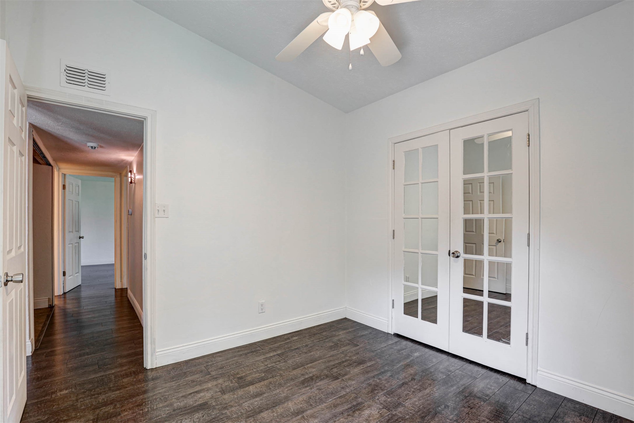 500 Moss Hill Lane Euless TX 76039