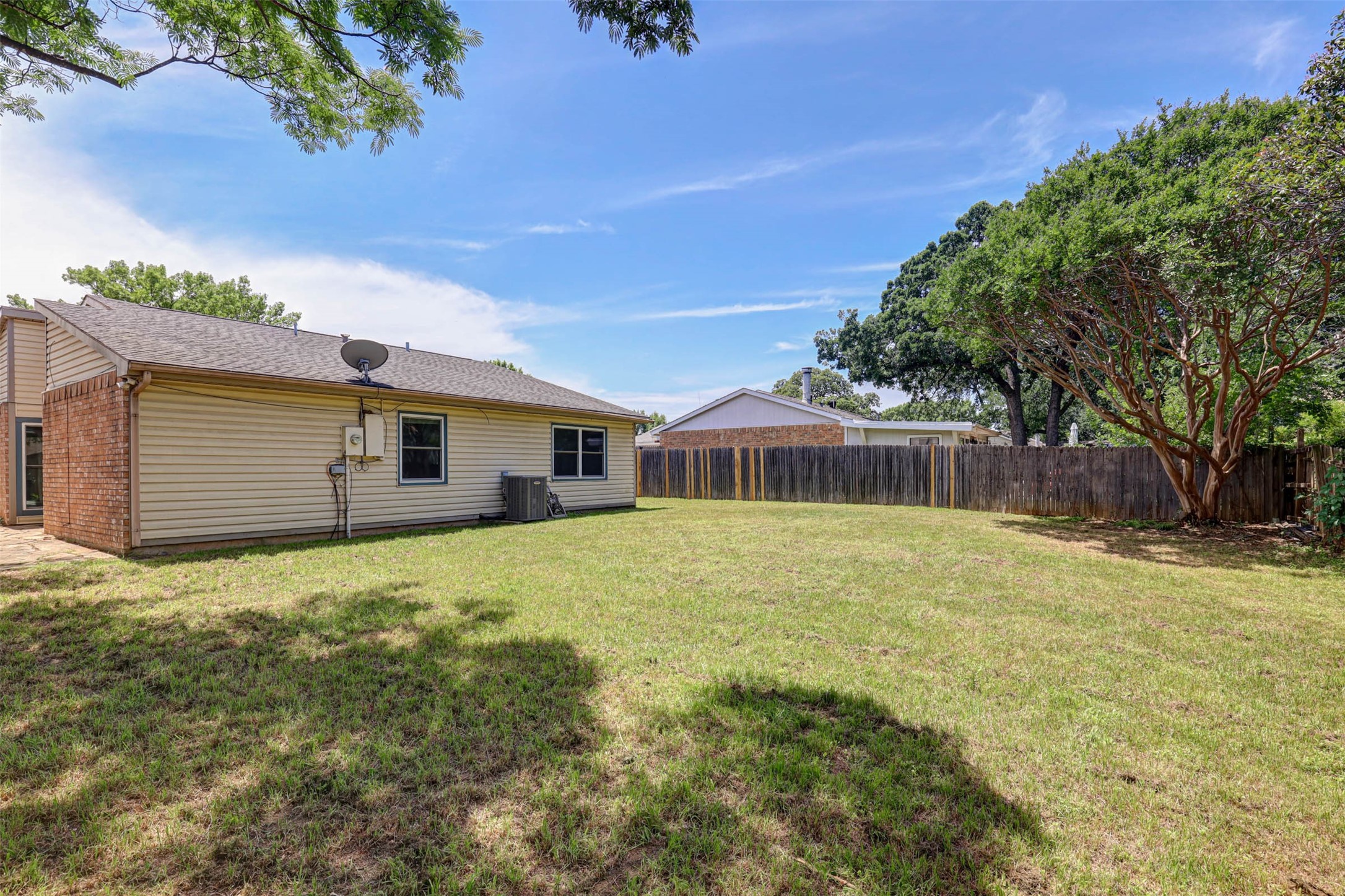 500 Moss Hill Lane Euless TX 76039