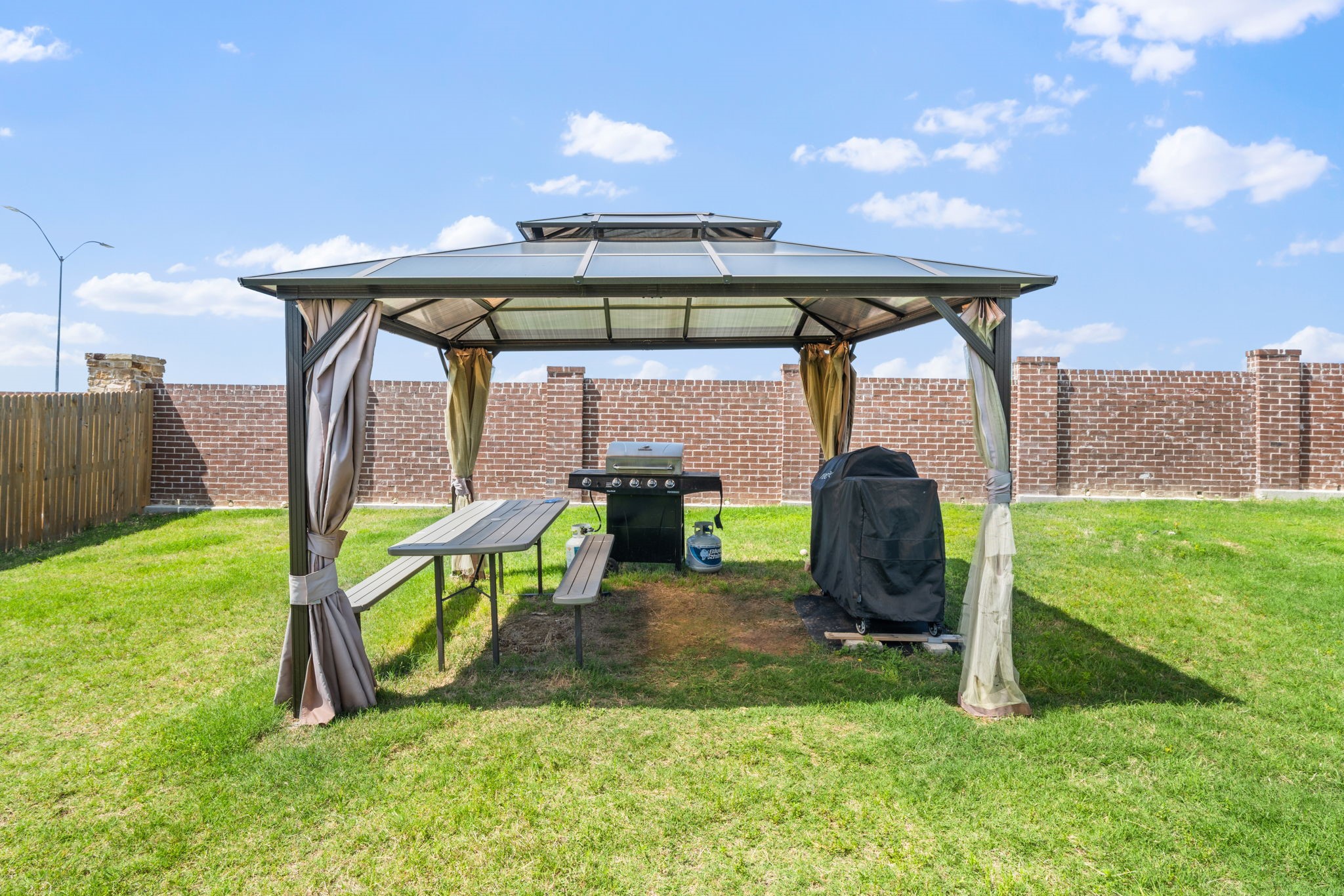2712 Starwater Drive Fort Worth TX 76179