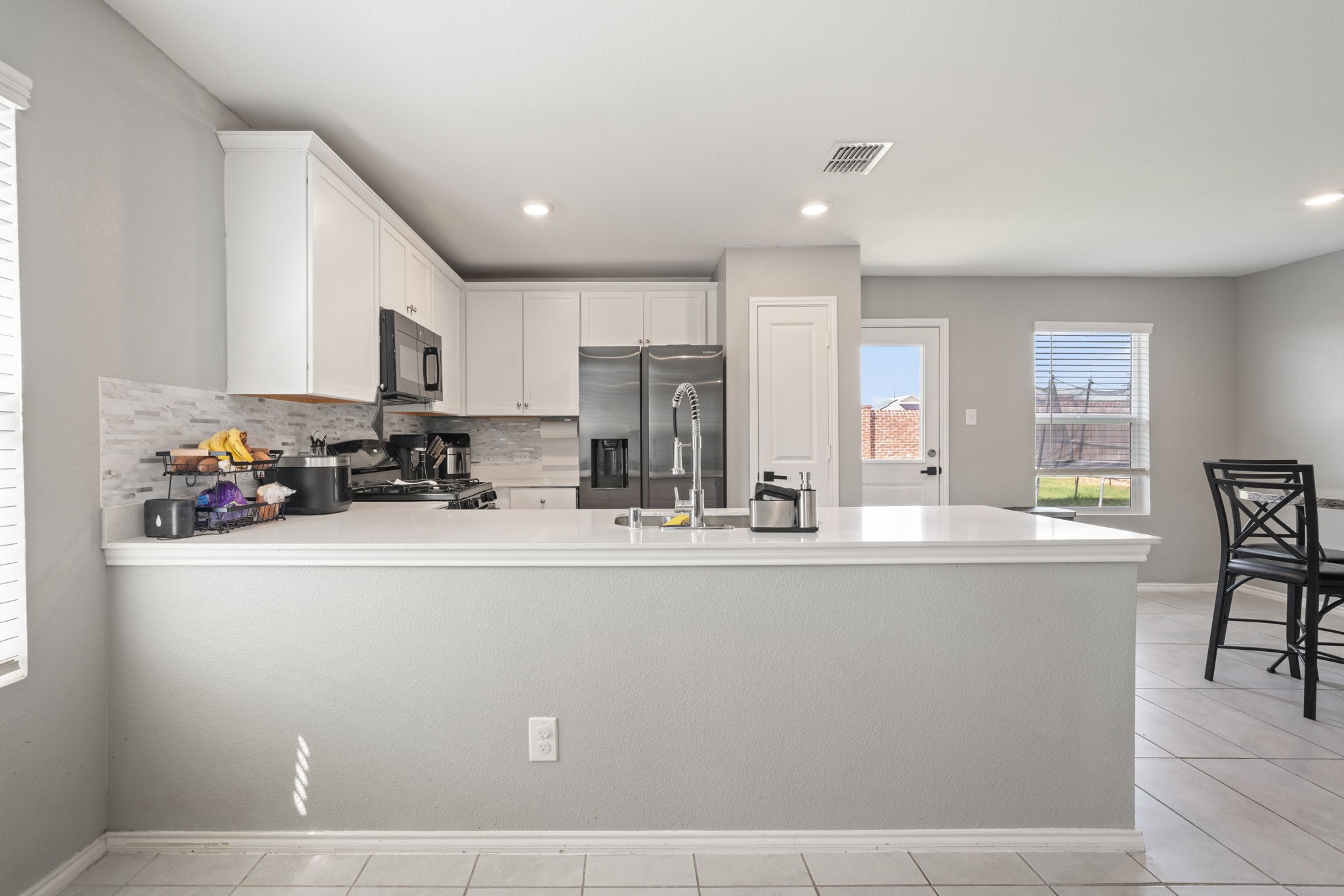 2712 Starwater Drive Fort Worth TX 76179