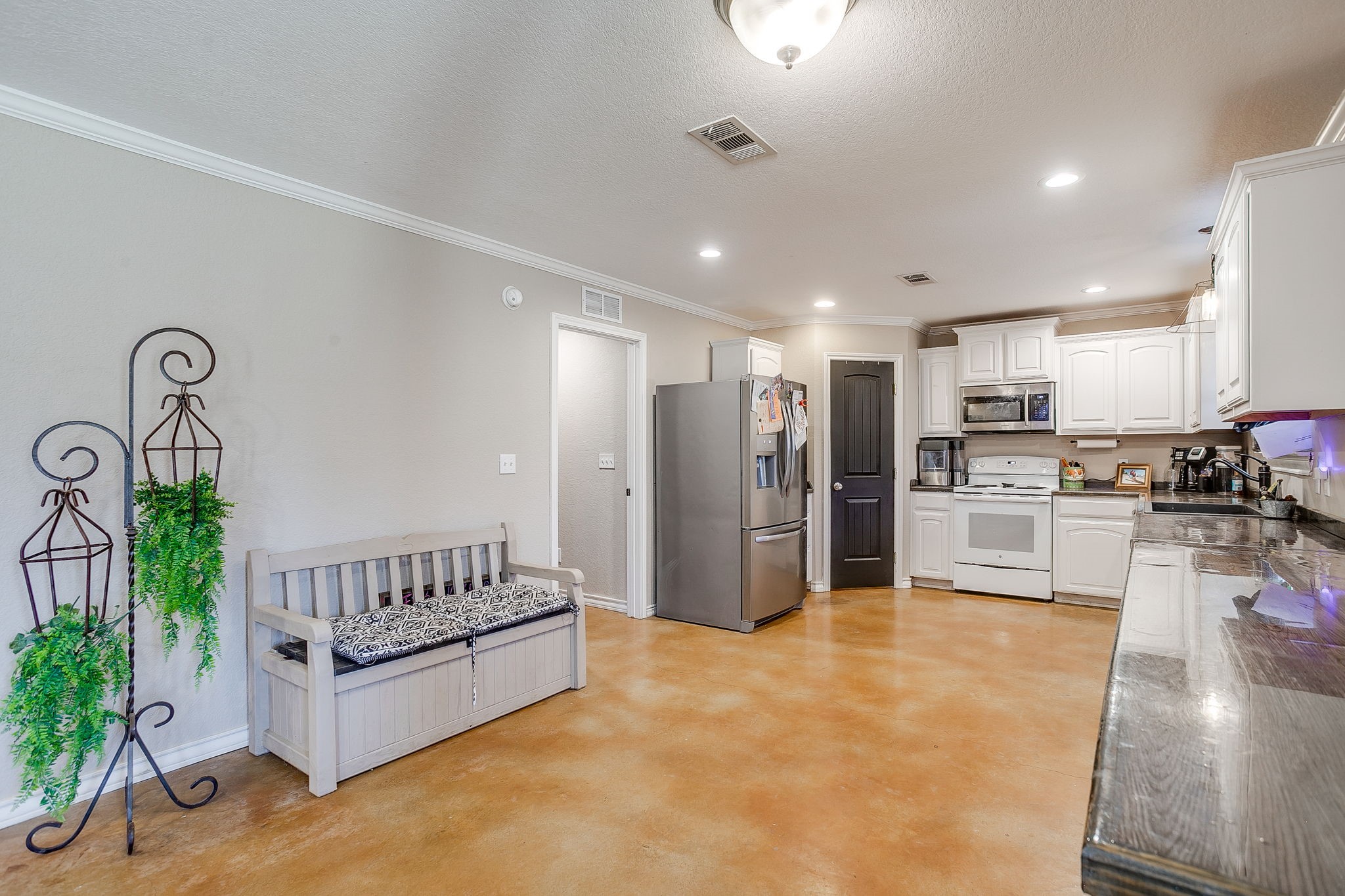 301 Willow Circle Springtown TX 76082
