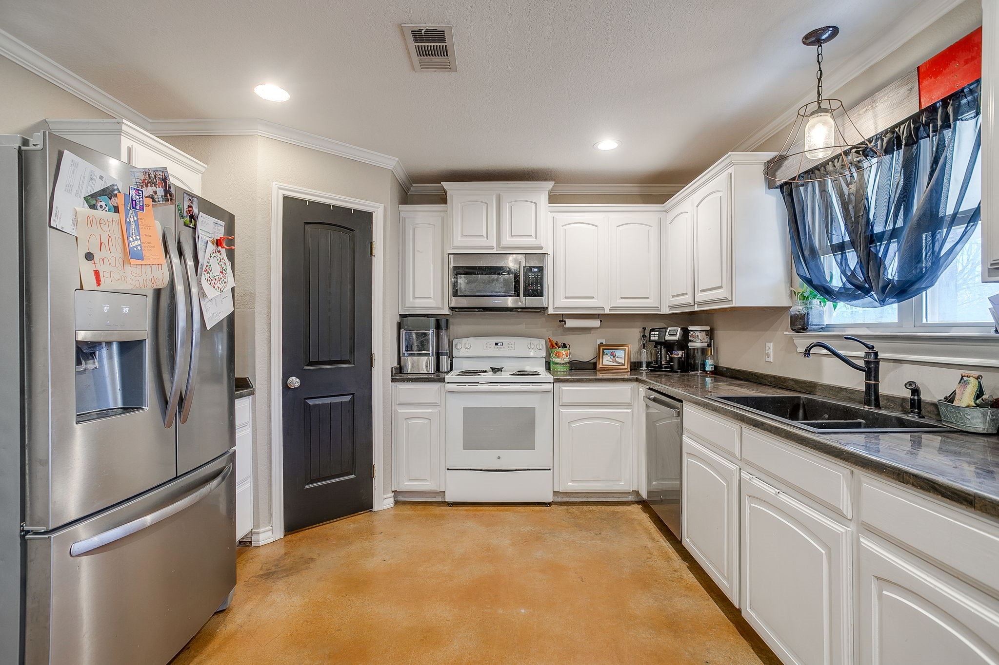 301 Willow Circle Springtown TX 76082