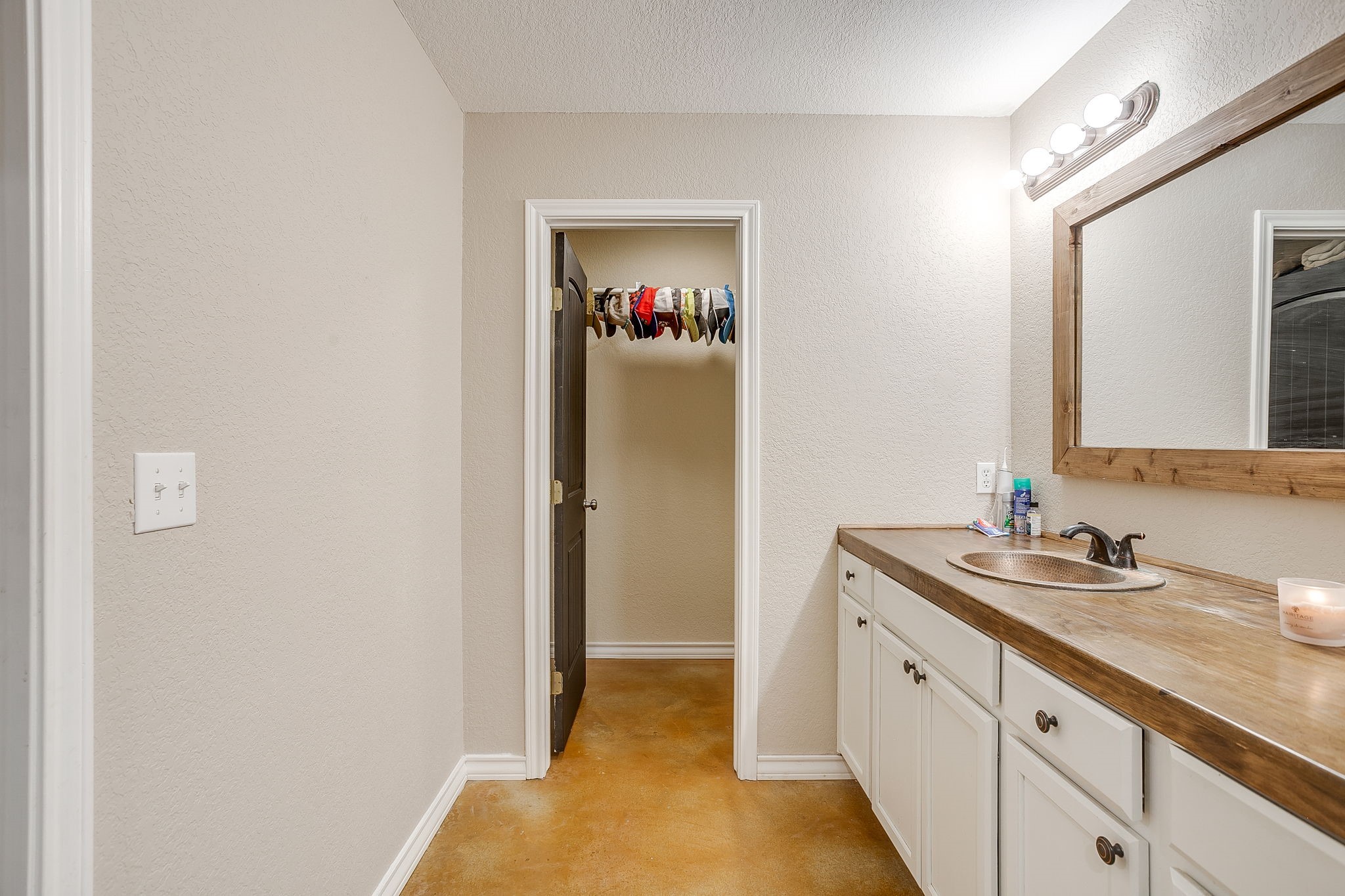 301 Willow Circle Springtown TX 76082