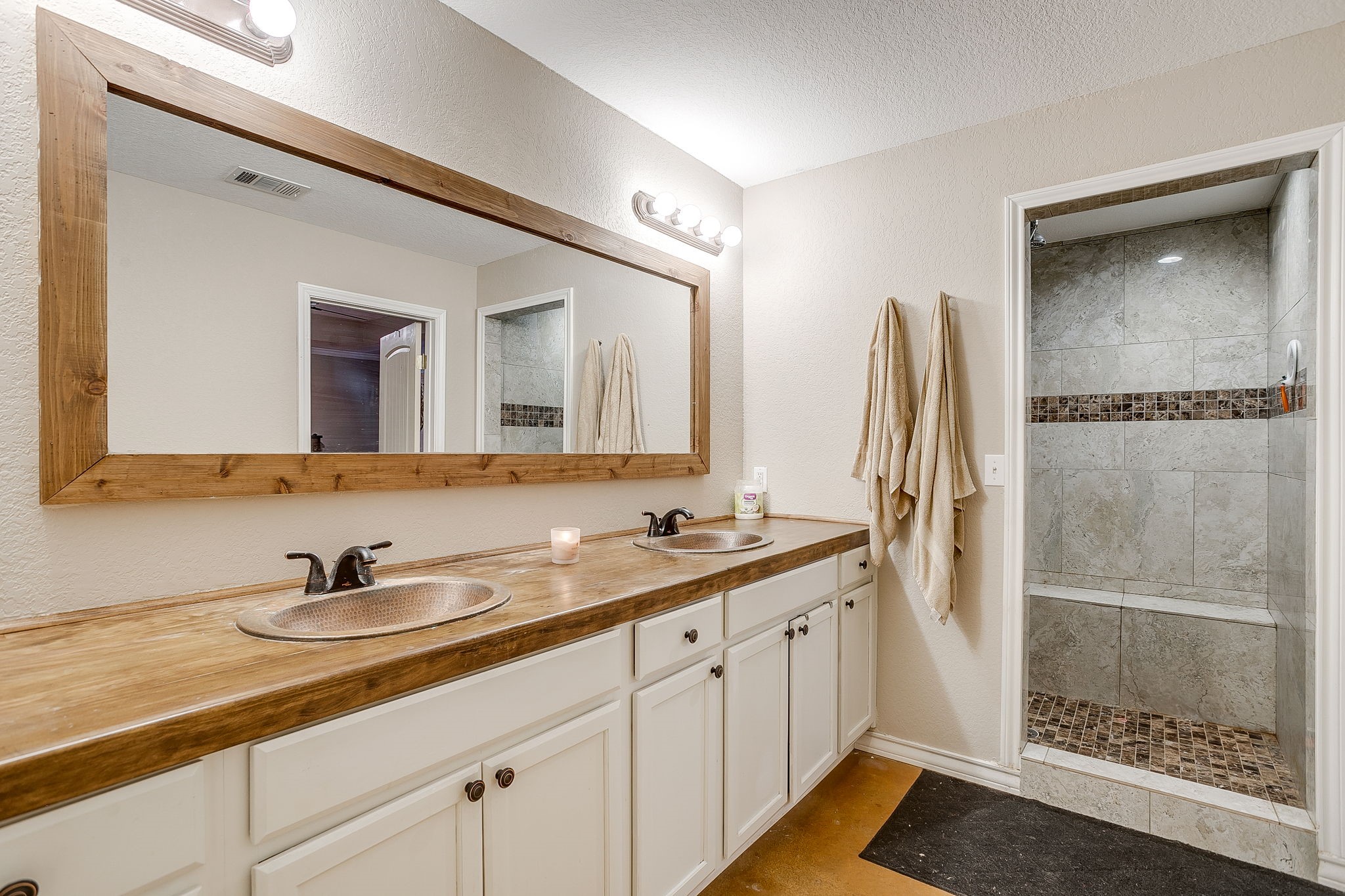 301 Willow Circle Springtown TX 76082