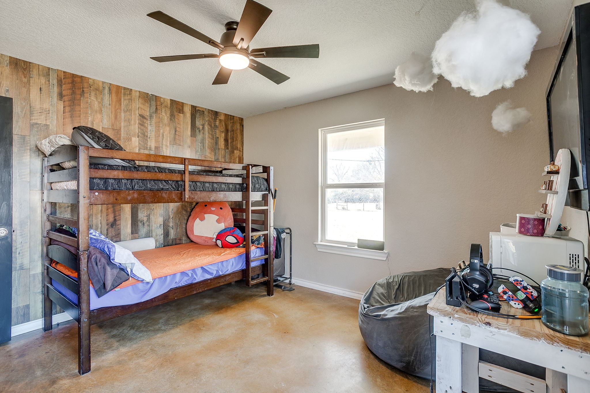 301 Willow Circle Springtown TX 76082