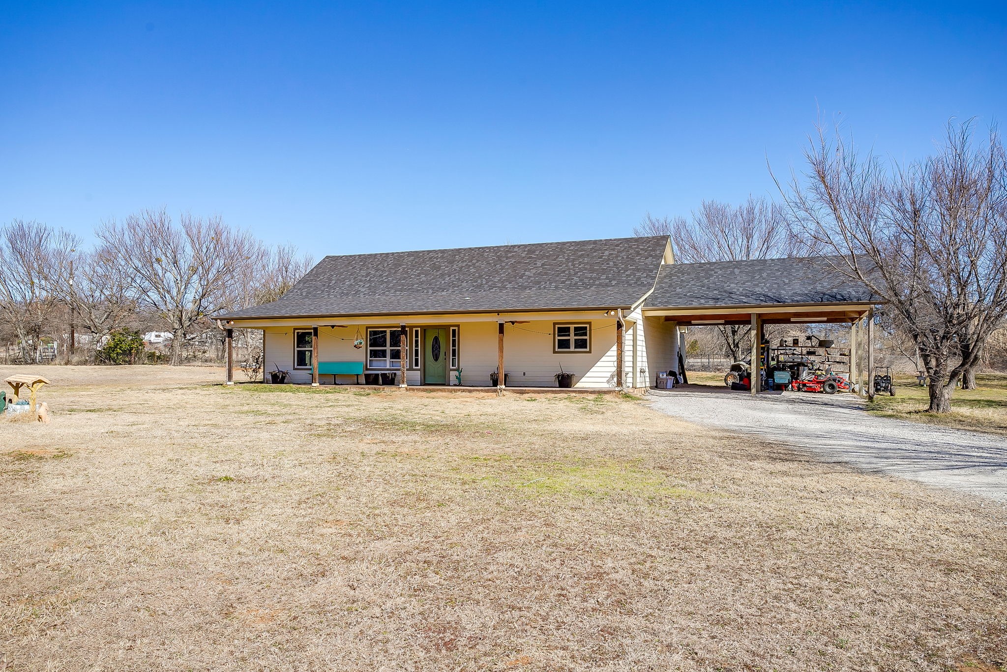 301 Willow Circle Springtown TX 76082