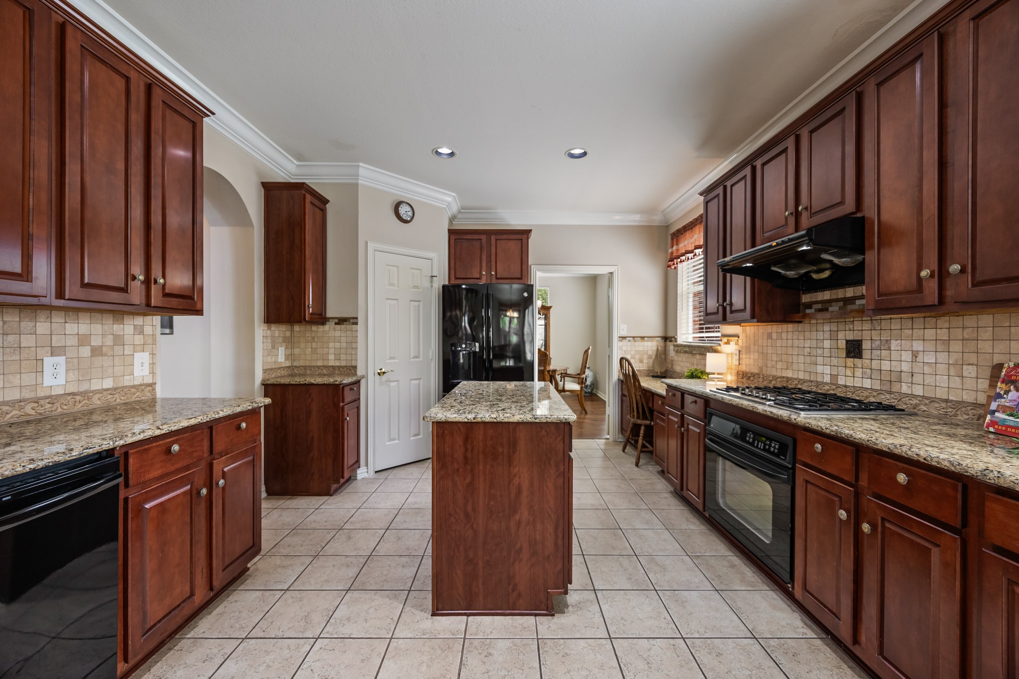1501 Weathered Wood Lane Garland TX 75040
