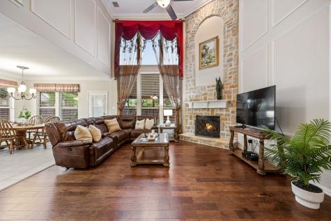 1501 Weathered Wood Lane Garland TX 75040