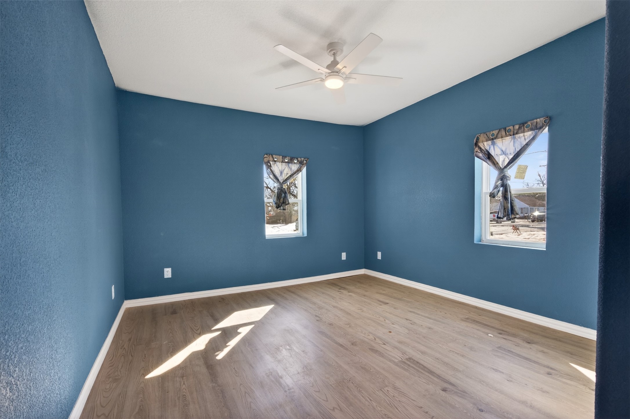 603 E Willingham Street Cleburne TX 76031