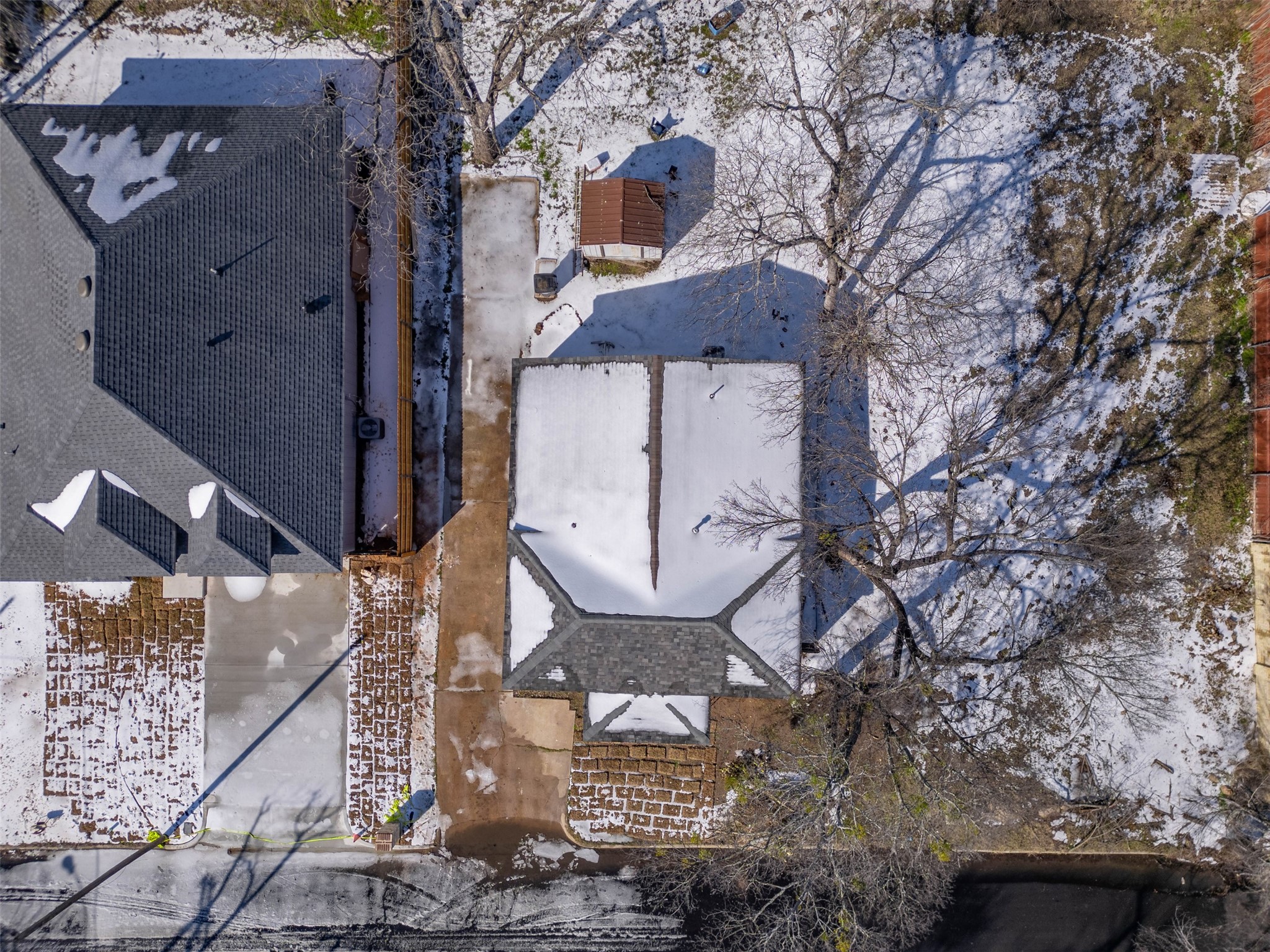 603 E Willingham Street Cleburne TX 76031