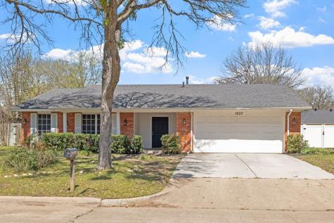 1027 Aspen Lane Mansfield TX 76063