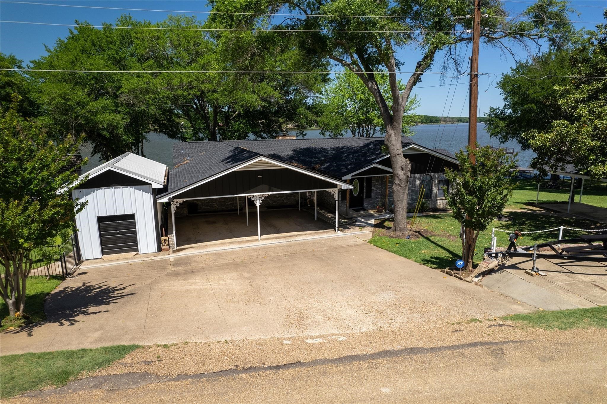 11186 Lakeside Lane Mabank TX 75156