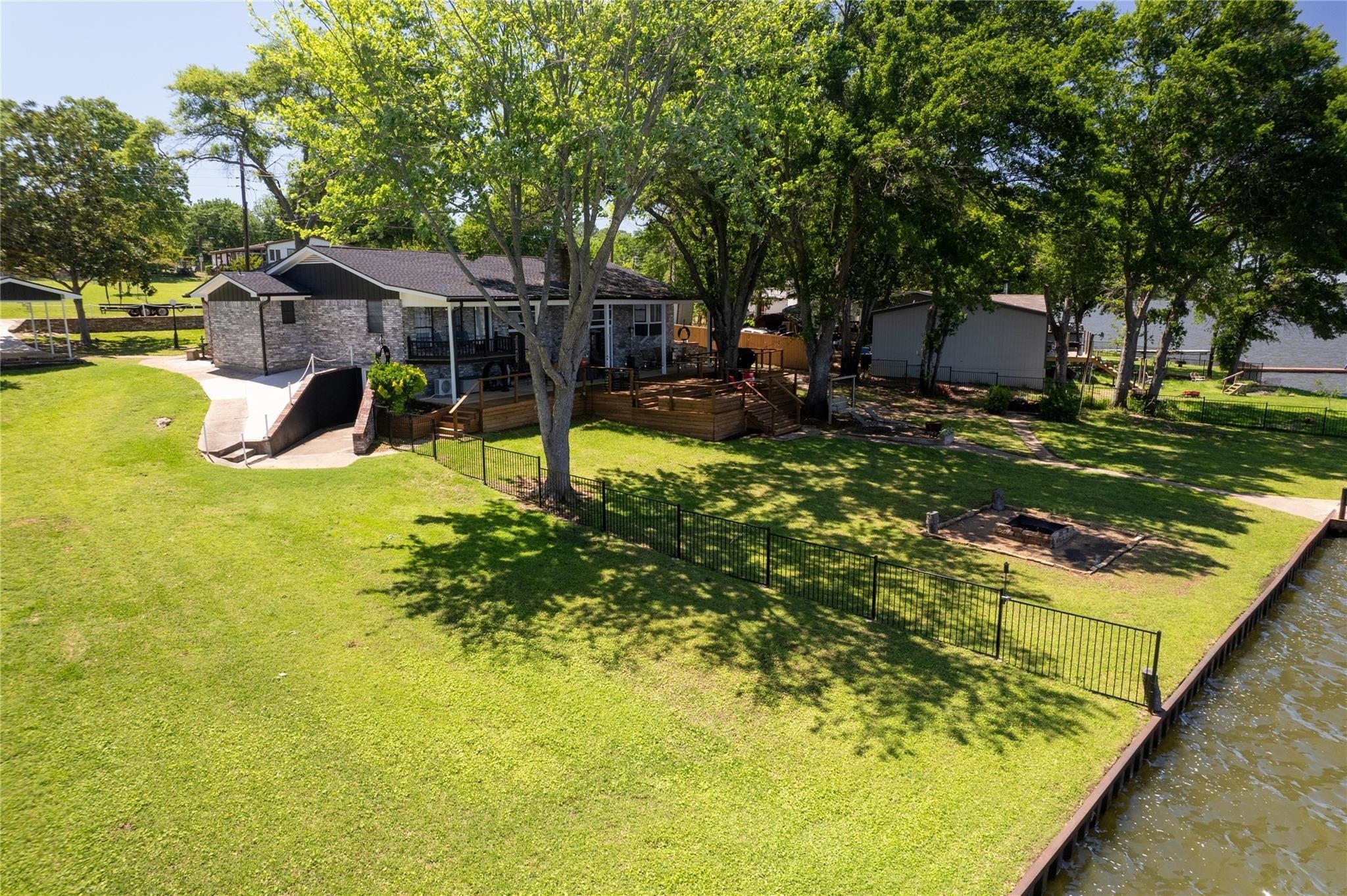 11186 Lakeside Lane Mabank TX 75156