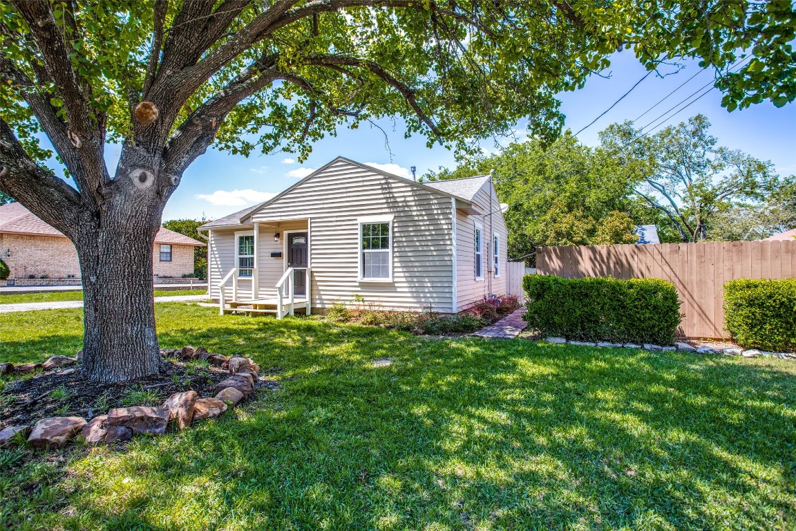1202 1st Avenue Mckinney TX 75069