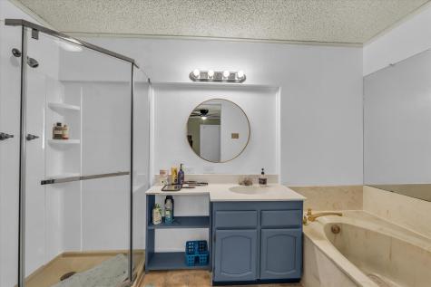 5601 Woodcastle Street Waco TX 76710
