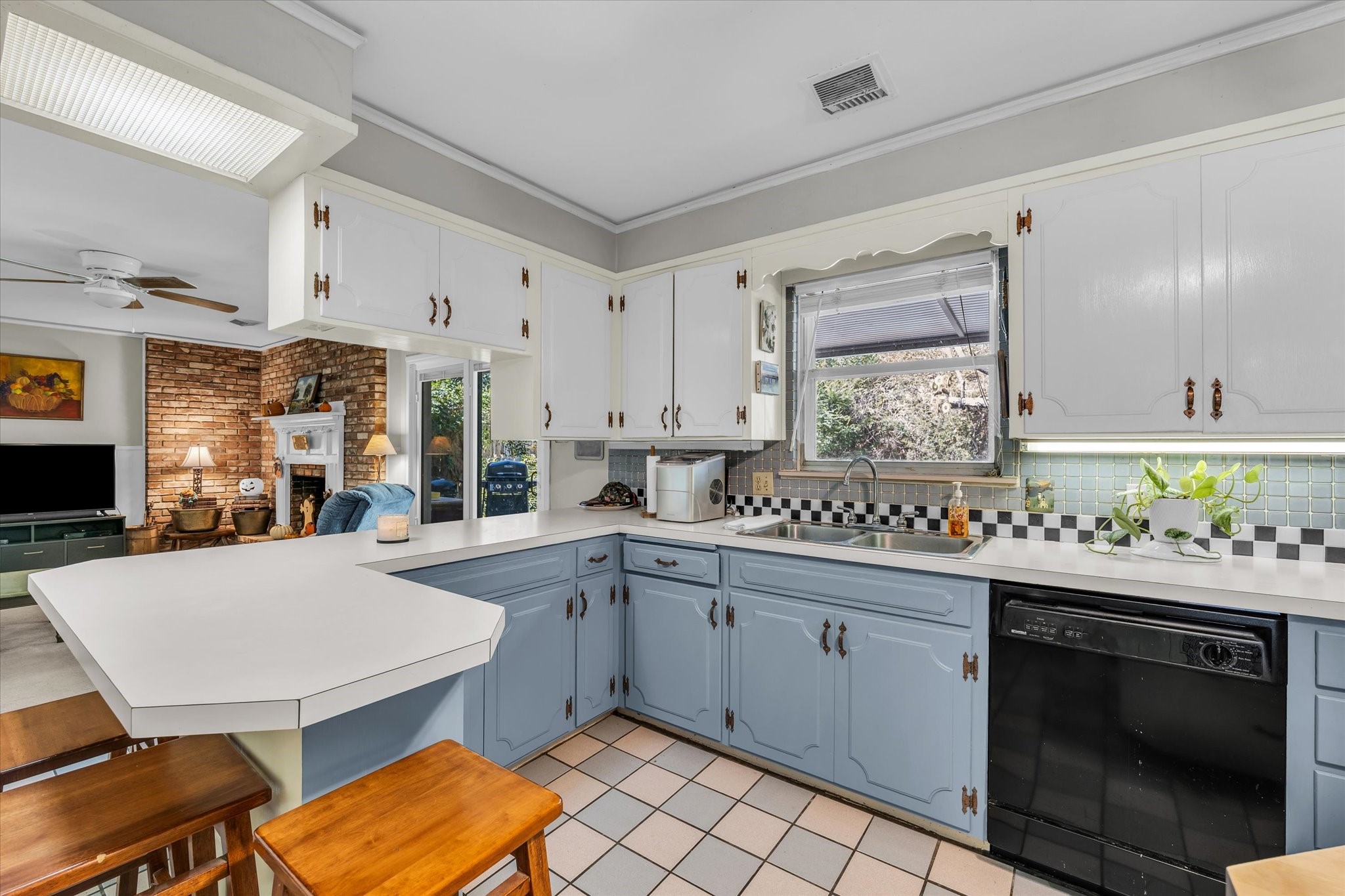 5601 Woodcastle Street Waco TX 76710