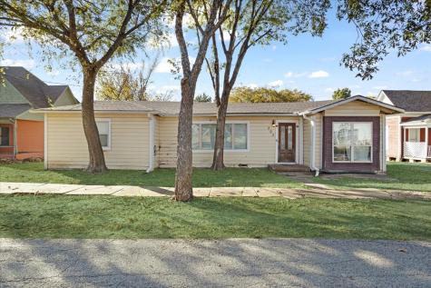 203 S Carter Street Whitewright TX 75491