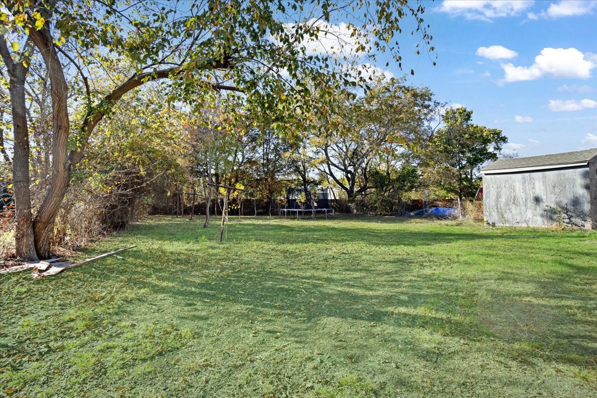 203 S Carter Street Whitewright TX 75491