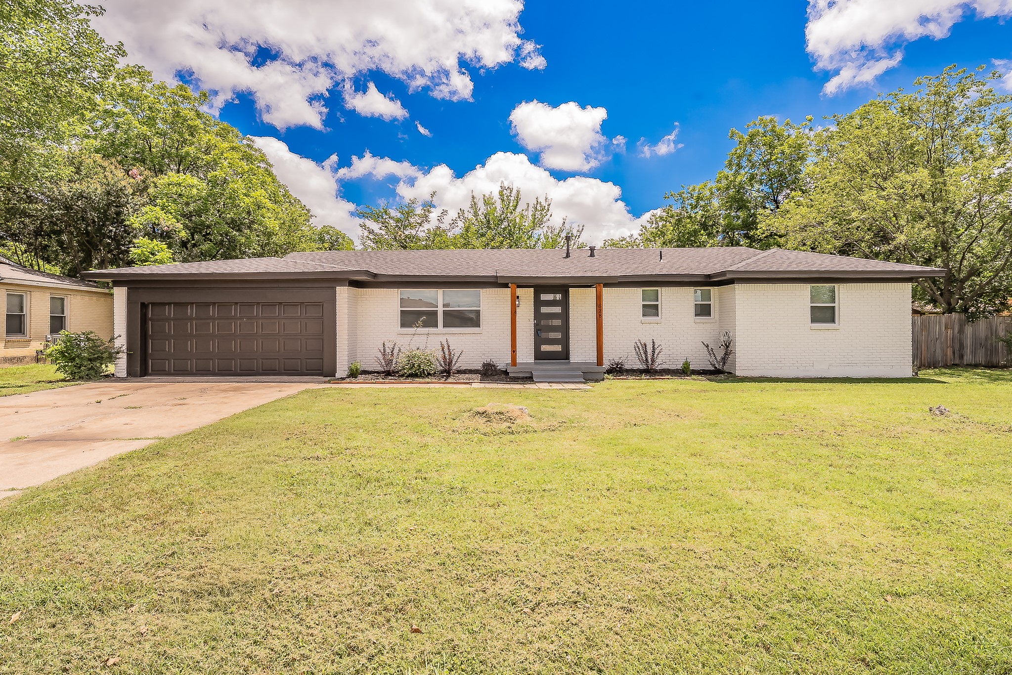 828 Glenda Drive Bedford TX 76022