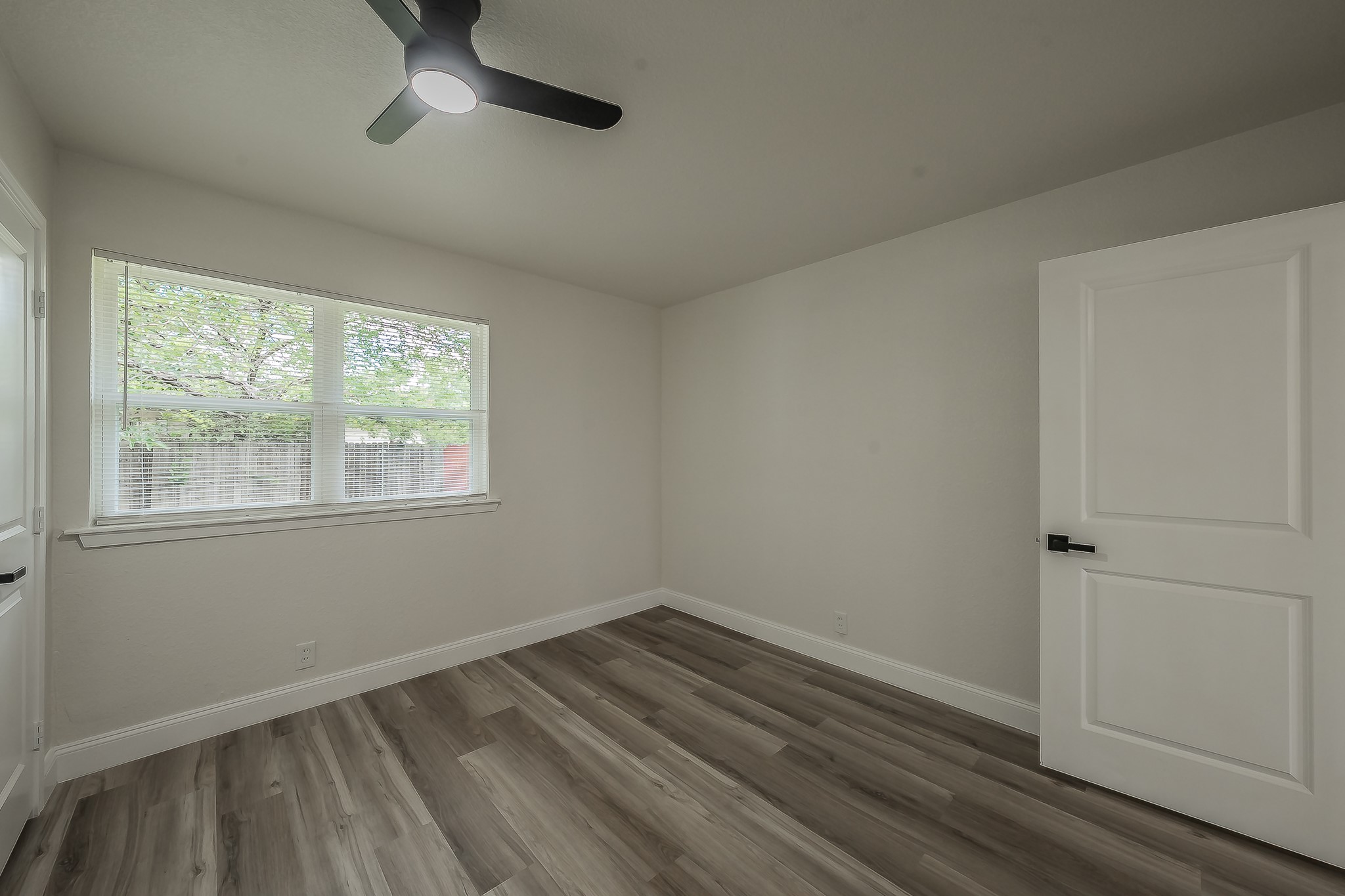 828 Glenda Drive Bedford TX 76022