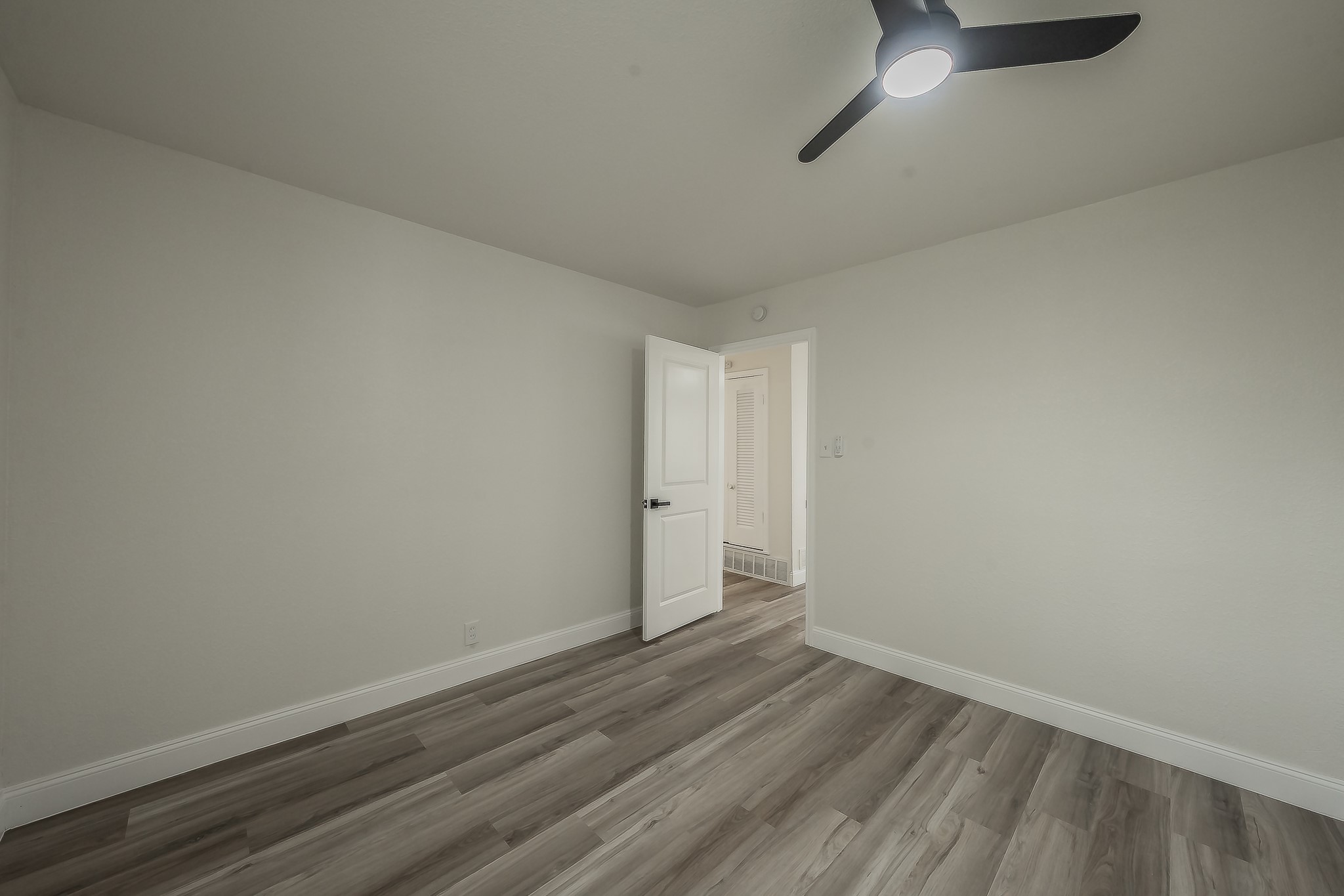 828 Glenda Drive Bedford TX 76022