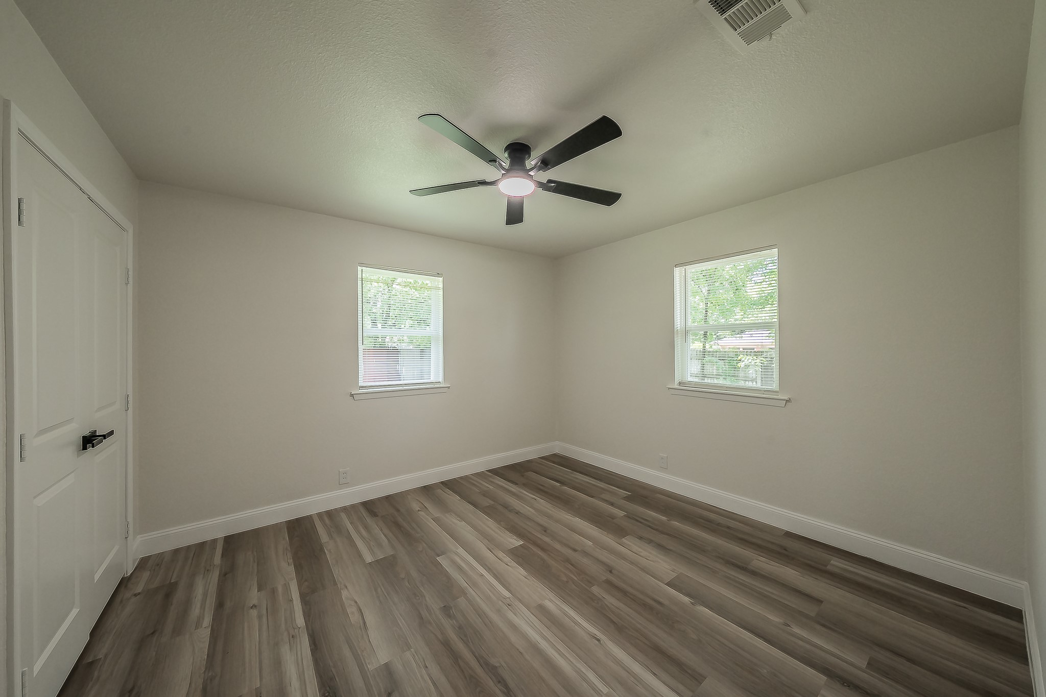 828 Glenda Drive Bedford TX 76022