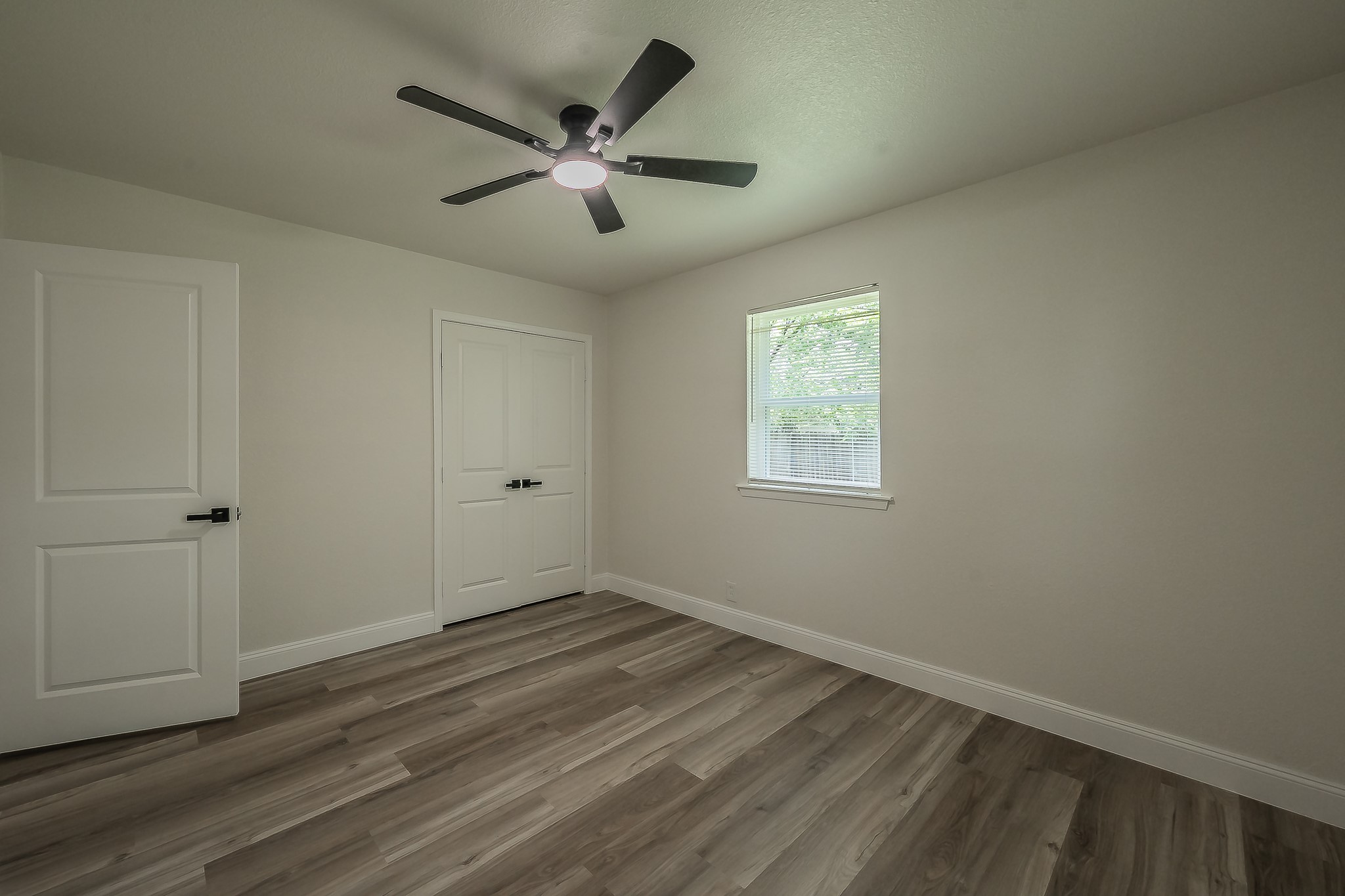 828 Glenda Drive Bedford TX 76022