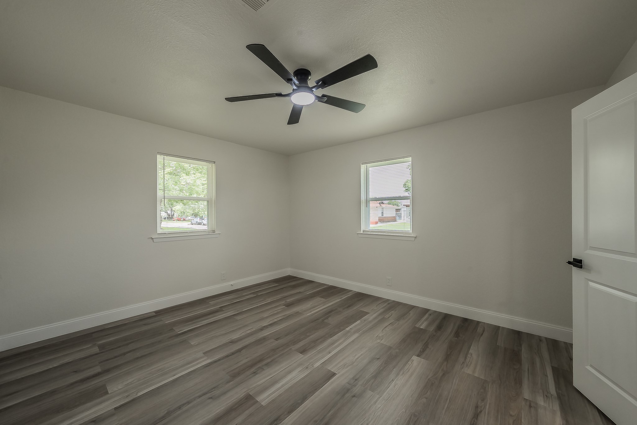 828 Glenda Drive Bedford TX 76022