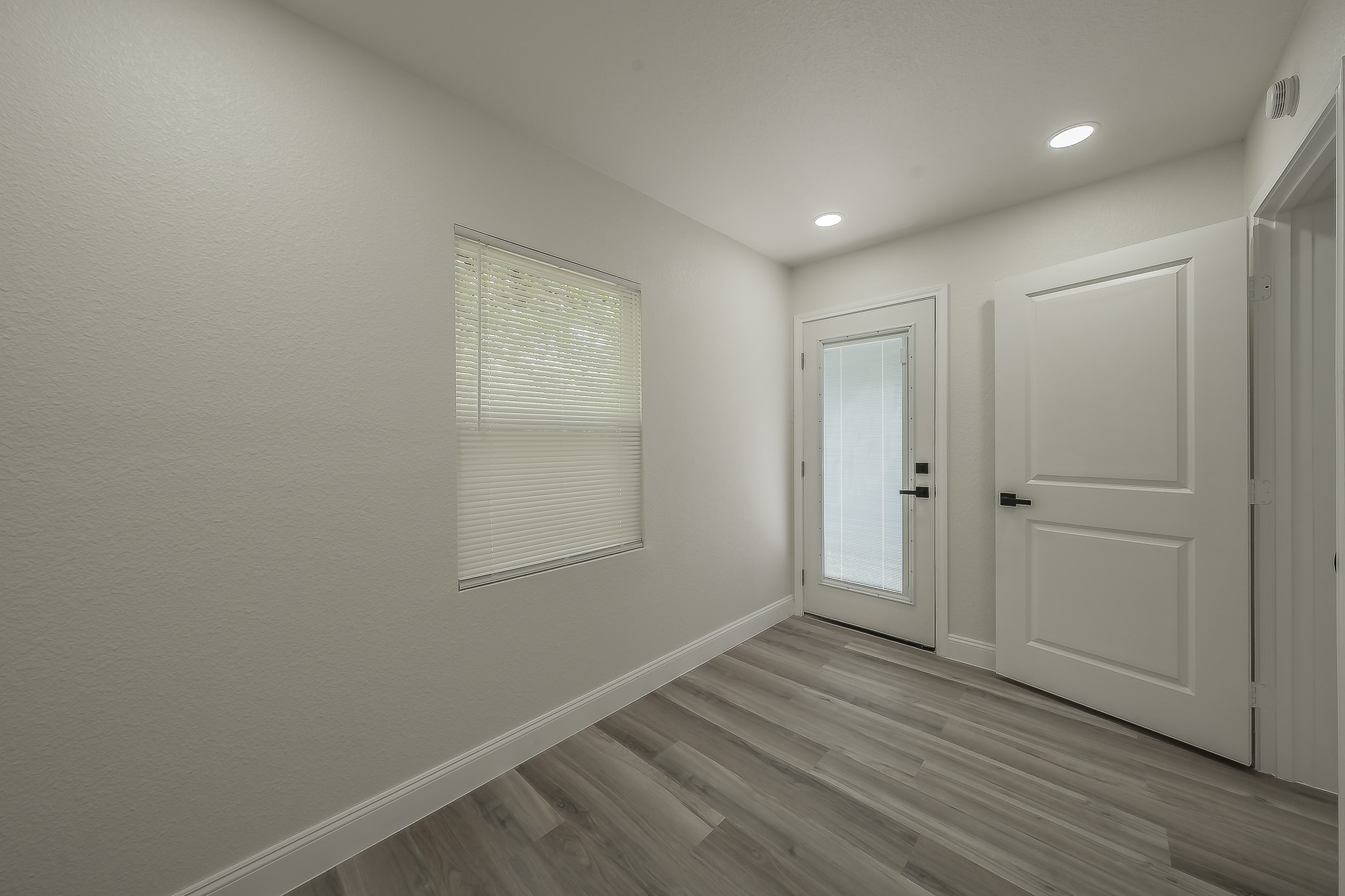 828 Glenda Drive Bedford TX 76022
