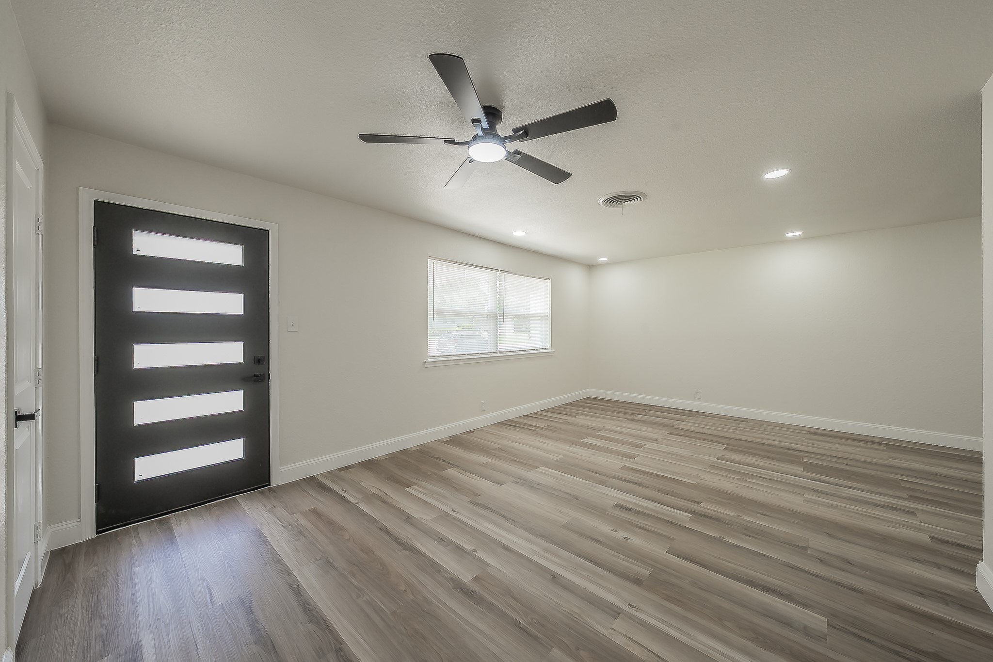 828 Glenda Drive Bedford TX 76022