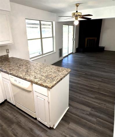 7060 Jay Lane Azle TX 76020
