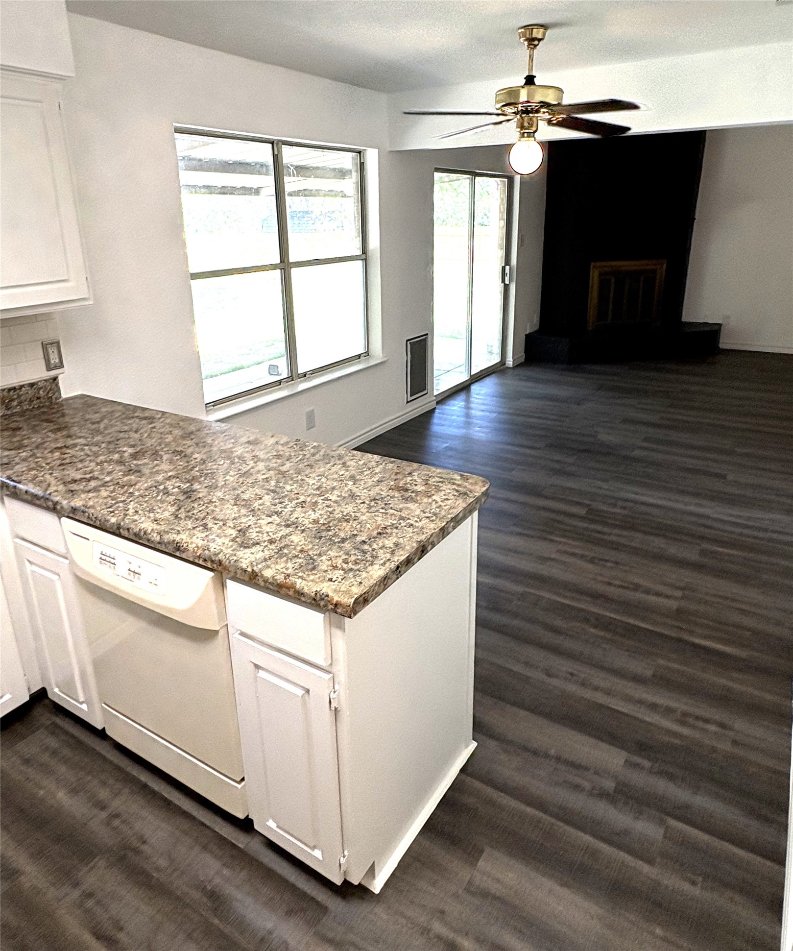 7060 Jay Lane Azle TX 76020