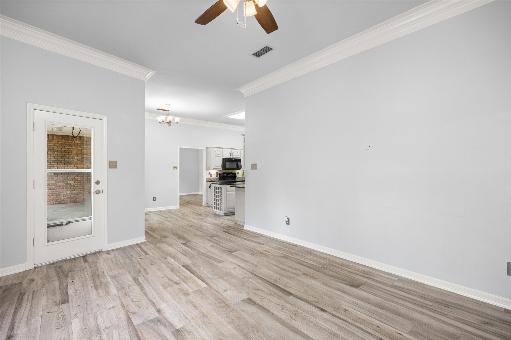 6023 Melrose Circle Granbury TX 76049
