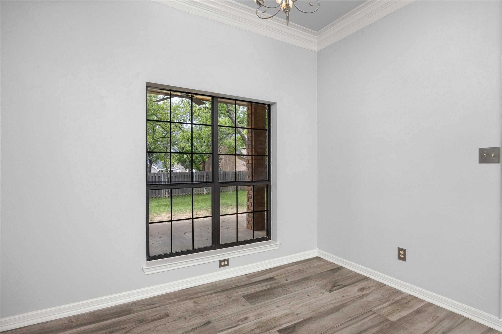 6023 Melrose Circle Granbury TX 76049